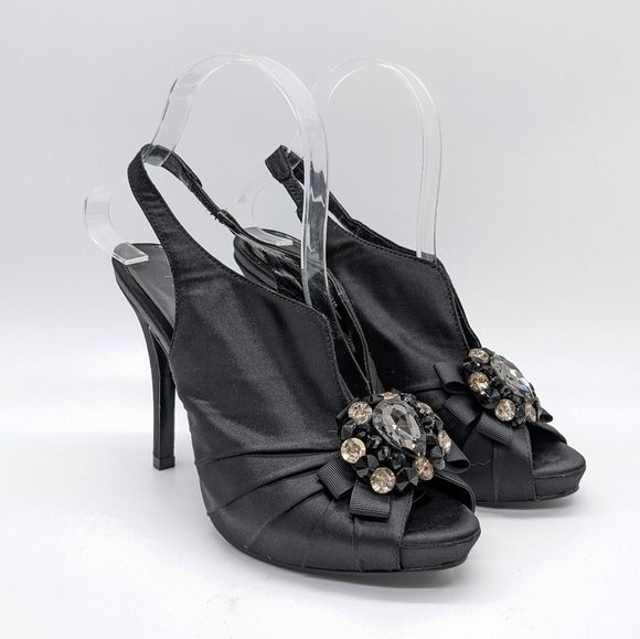 ✨3/$15 Moda Spana black bead embellished heel shoes 7 - Picture 1 of 12